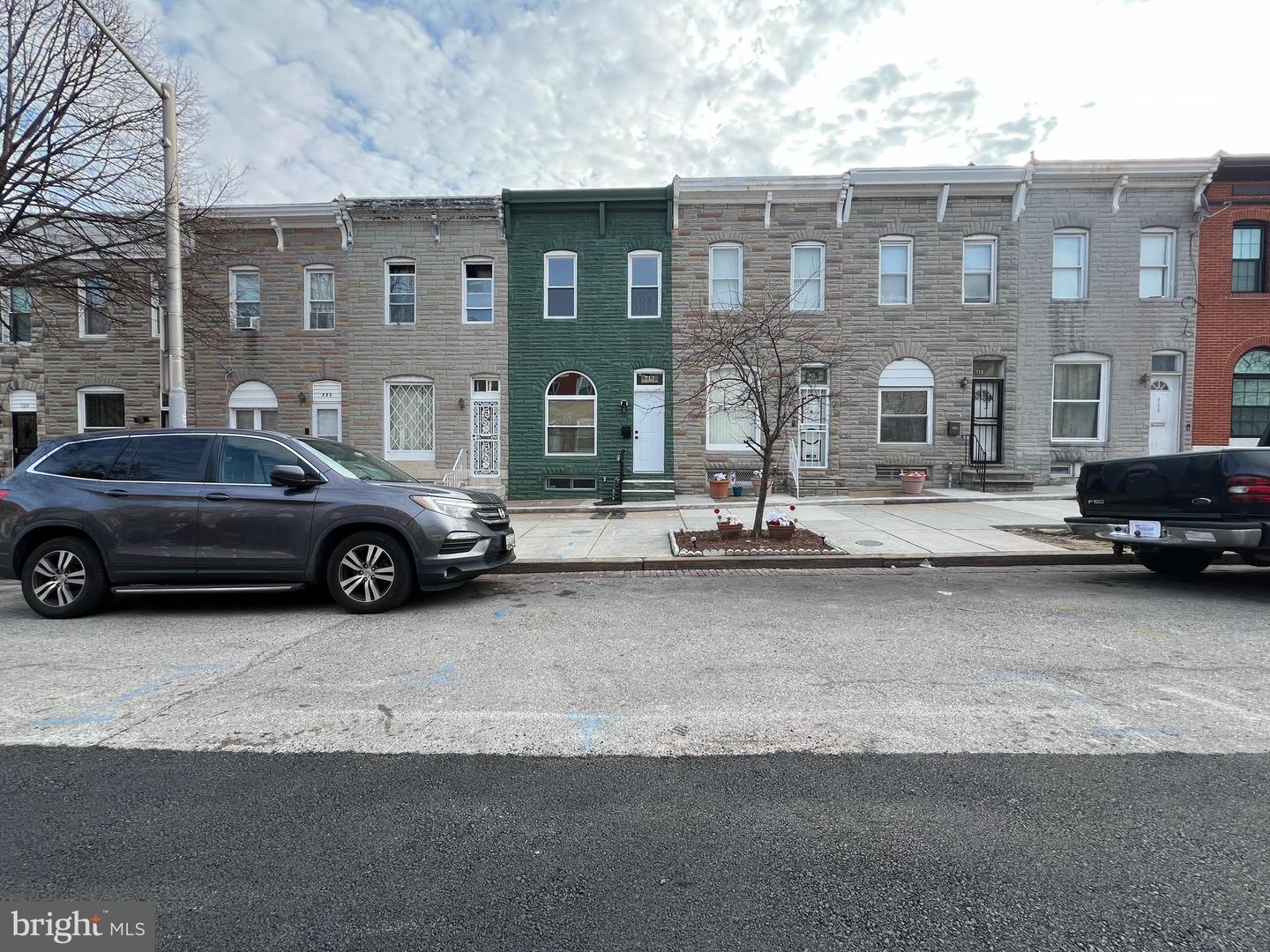 717 N Collington Ave Property Photo 2