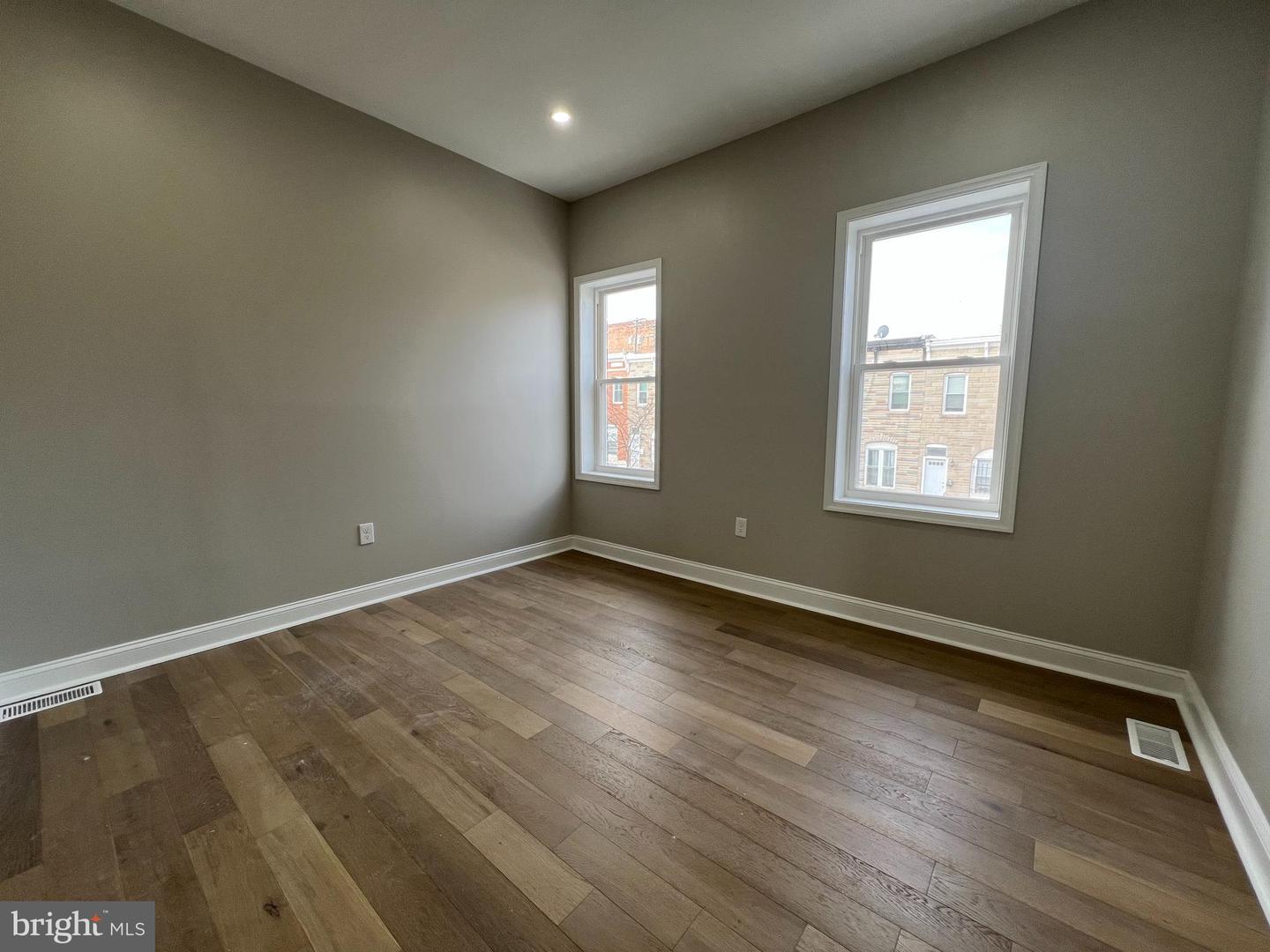 717 N Collington Ave Property Photo 32