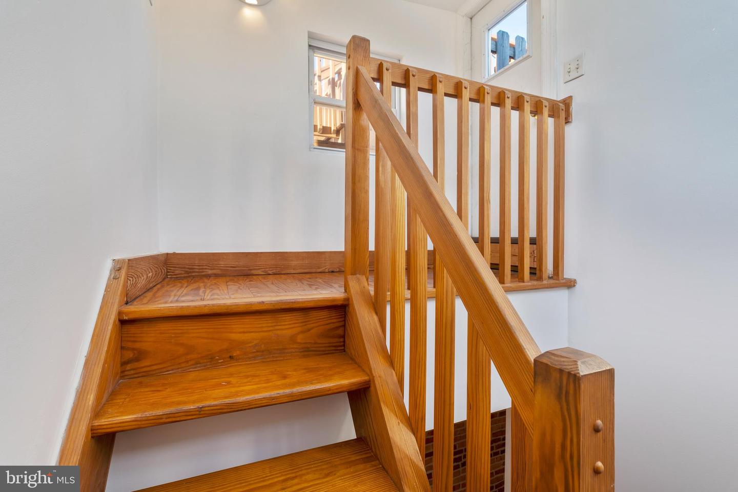 1407 Webster St Property Photo 15