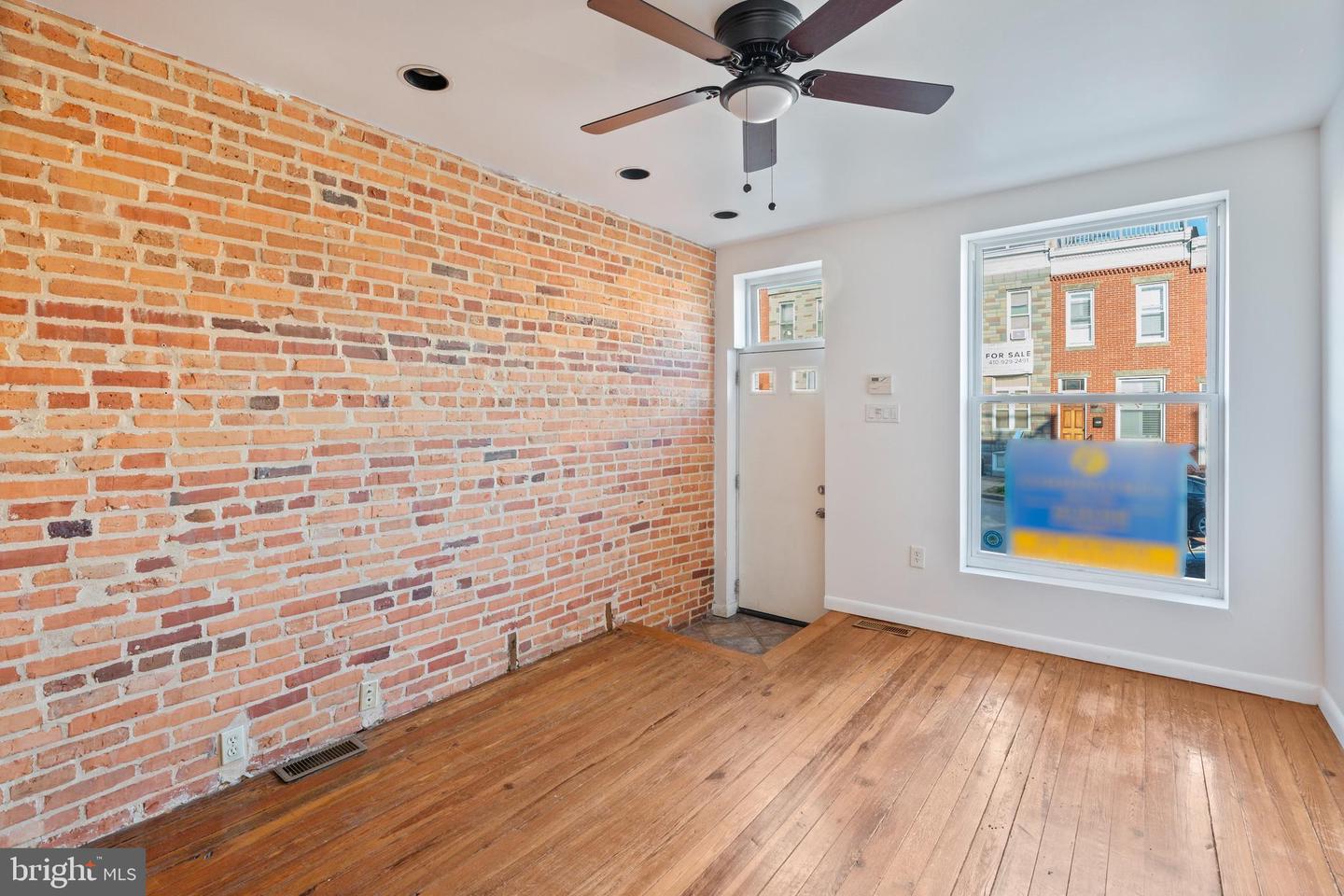 1407 Webster St Property Photo 18