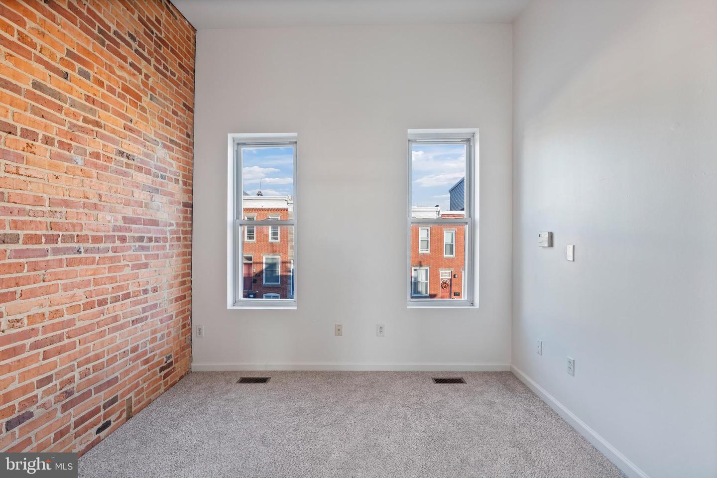1407 Webster St Property Photo 21
