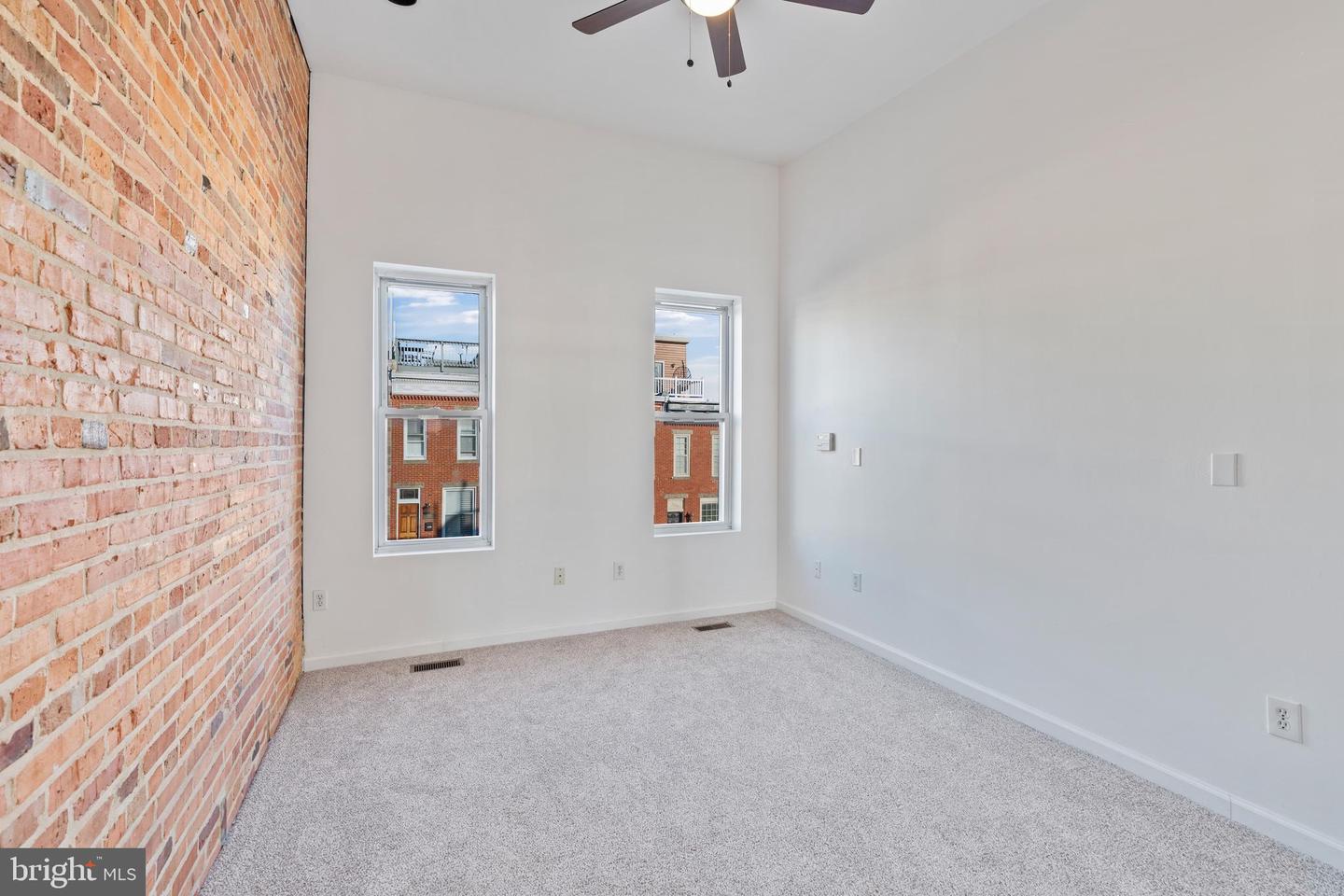 1407 Webster St Property Photo 22
