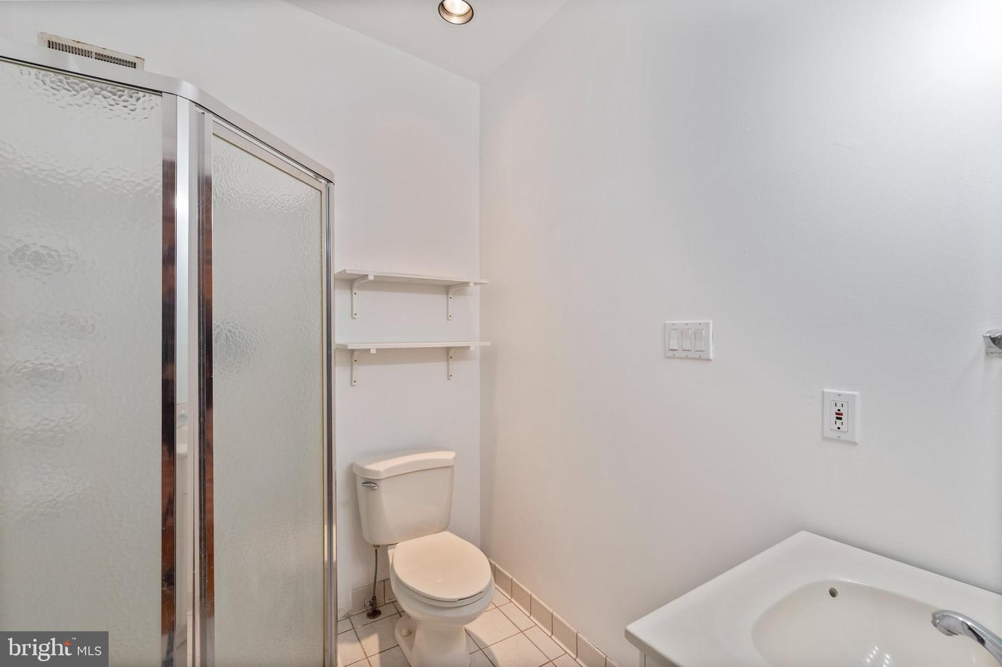 1407 Webster St Property Photo 26