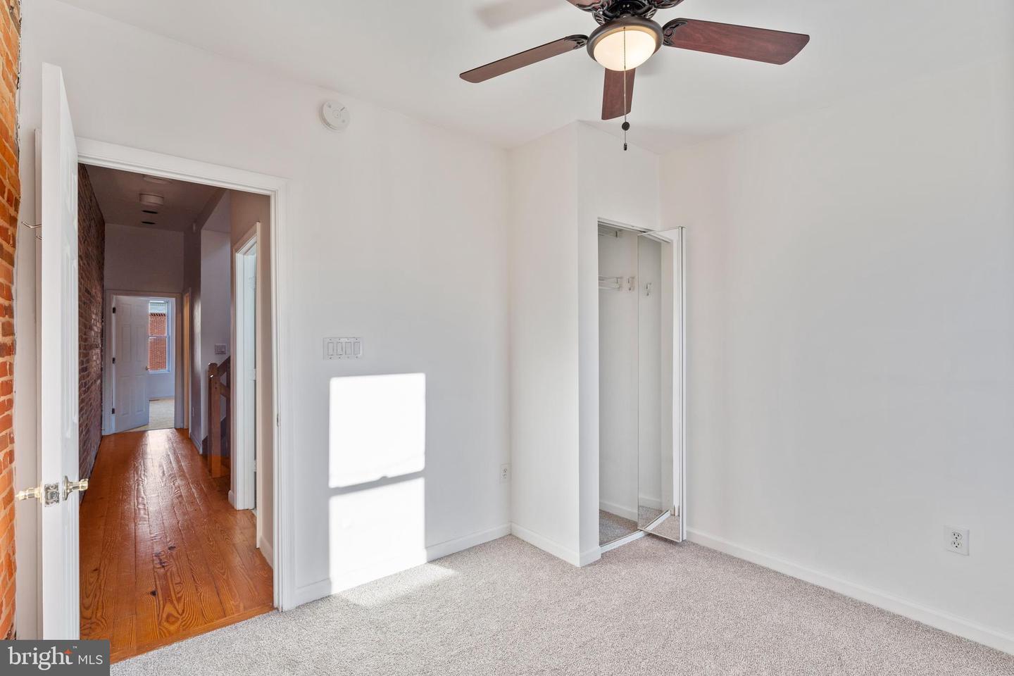 1407 Webster St Property Photo 27