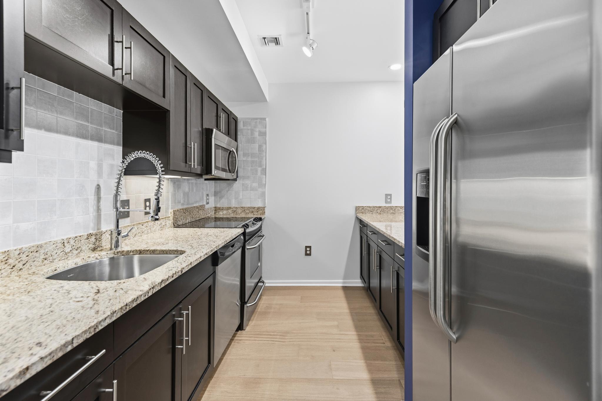1200 Steuart St #1035 Property Photo 8