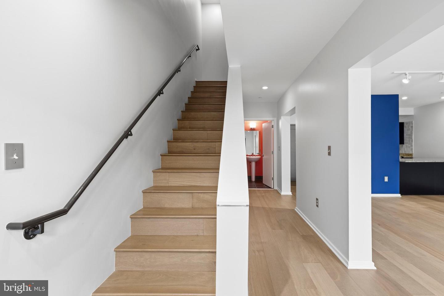 1200 Steuart St #1035 Property Photo 12