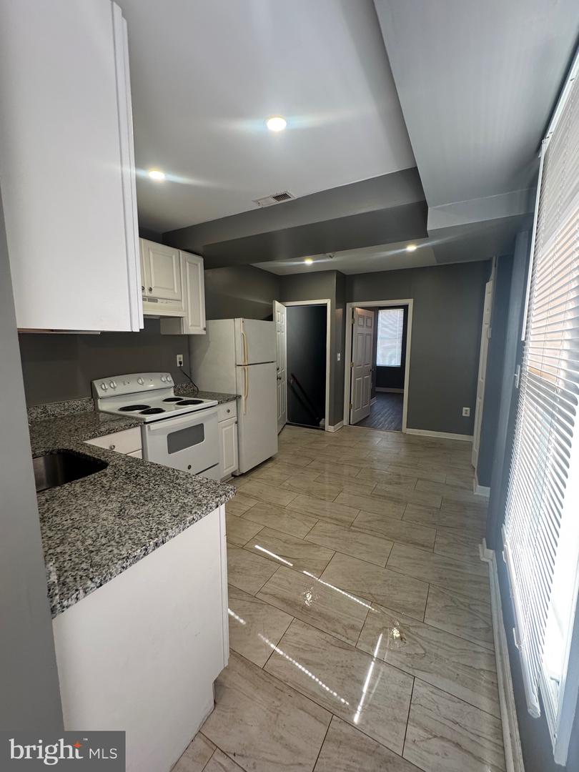 1108 N Bond St #2 Property Photo 10