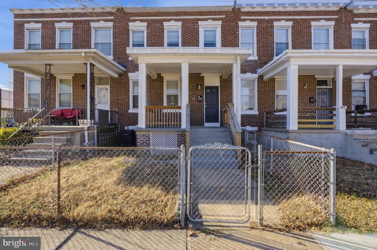 206 S Hilton St Property Photo 3