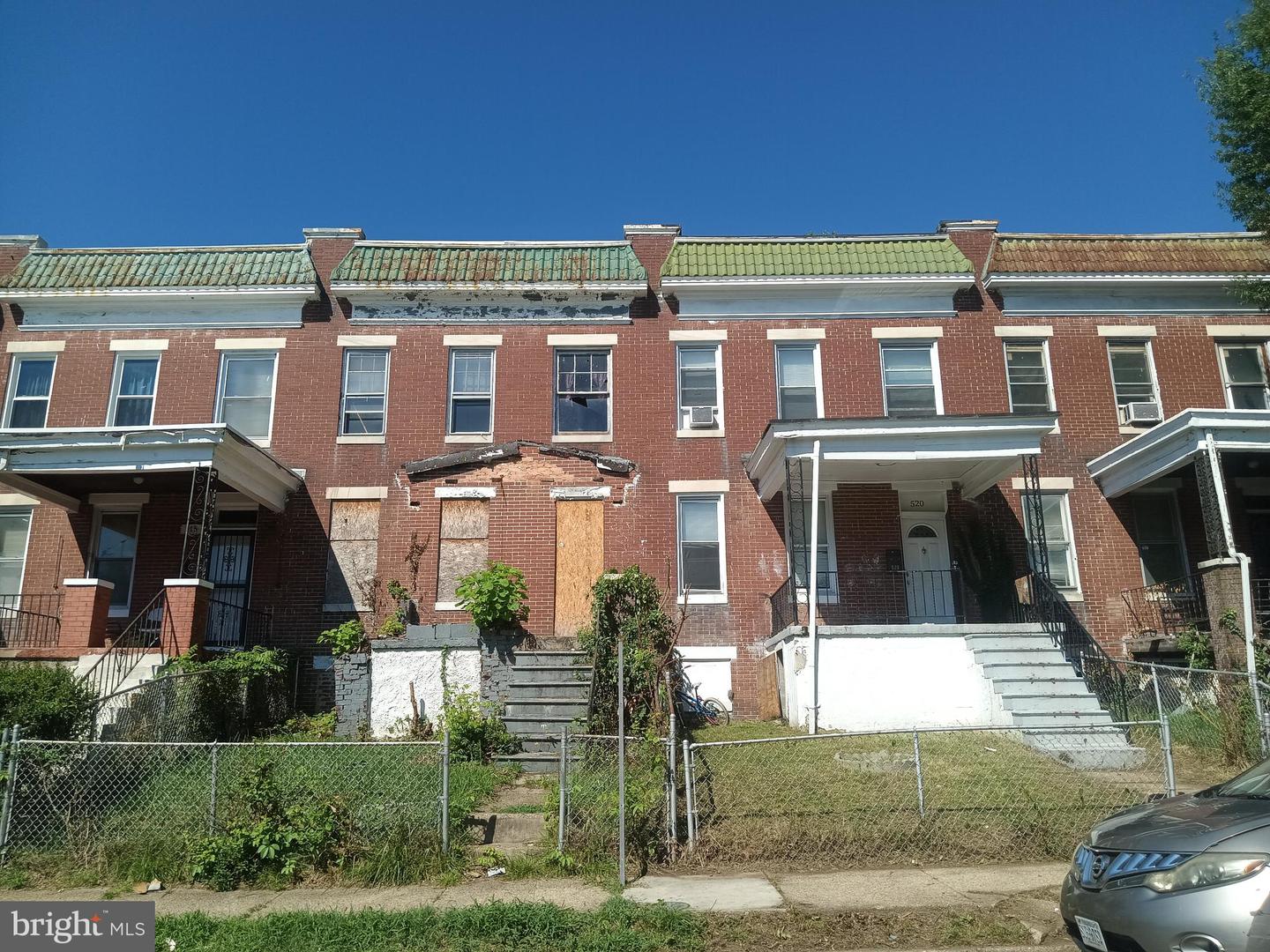 518 N Edgewood St Property Photo 1