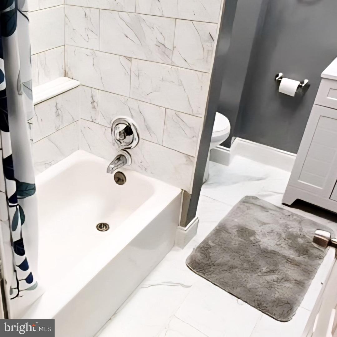 502 Lyndhurst St Property Photo 21