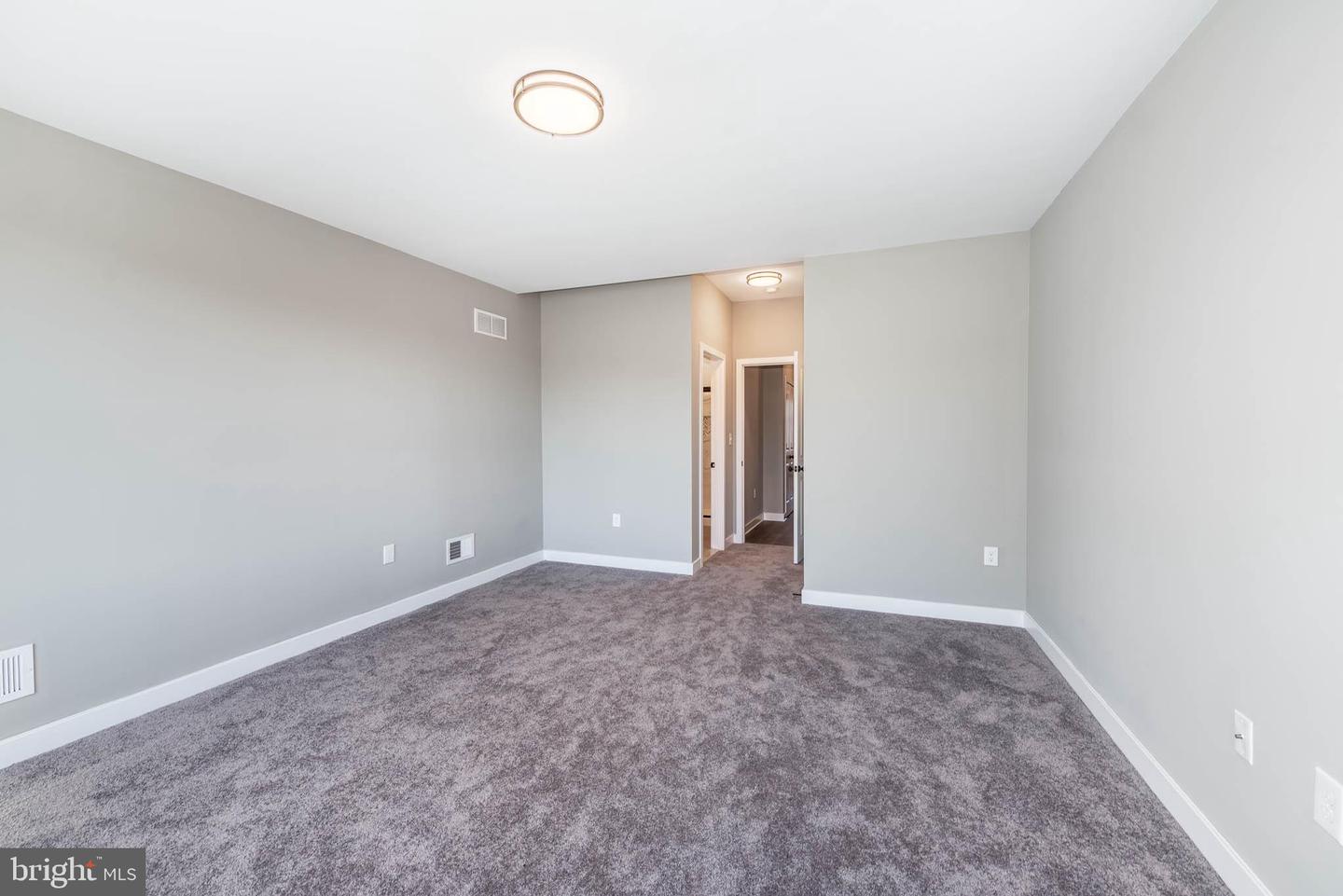 1330 Division St Property Photo 19