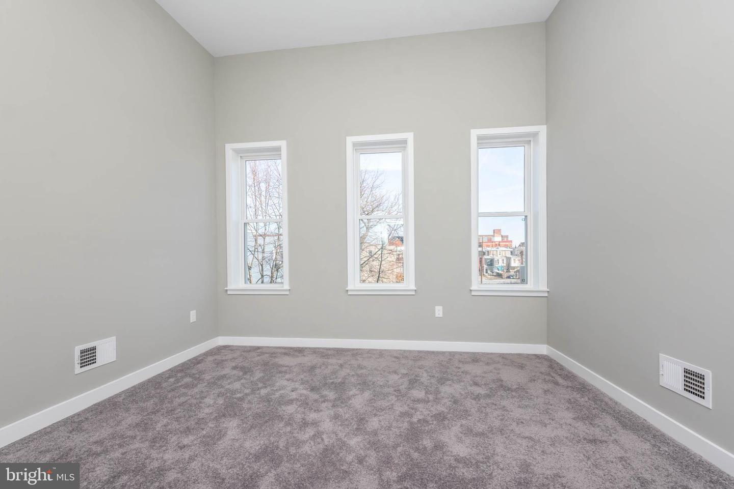 1330 Division St Property Photo 26