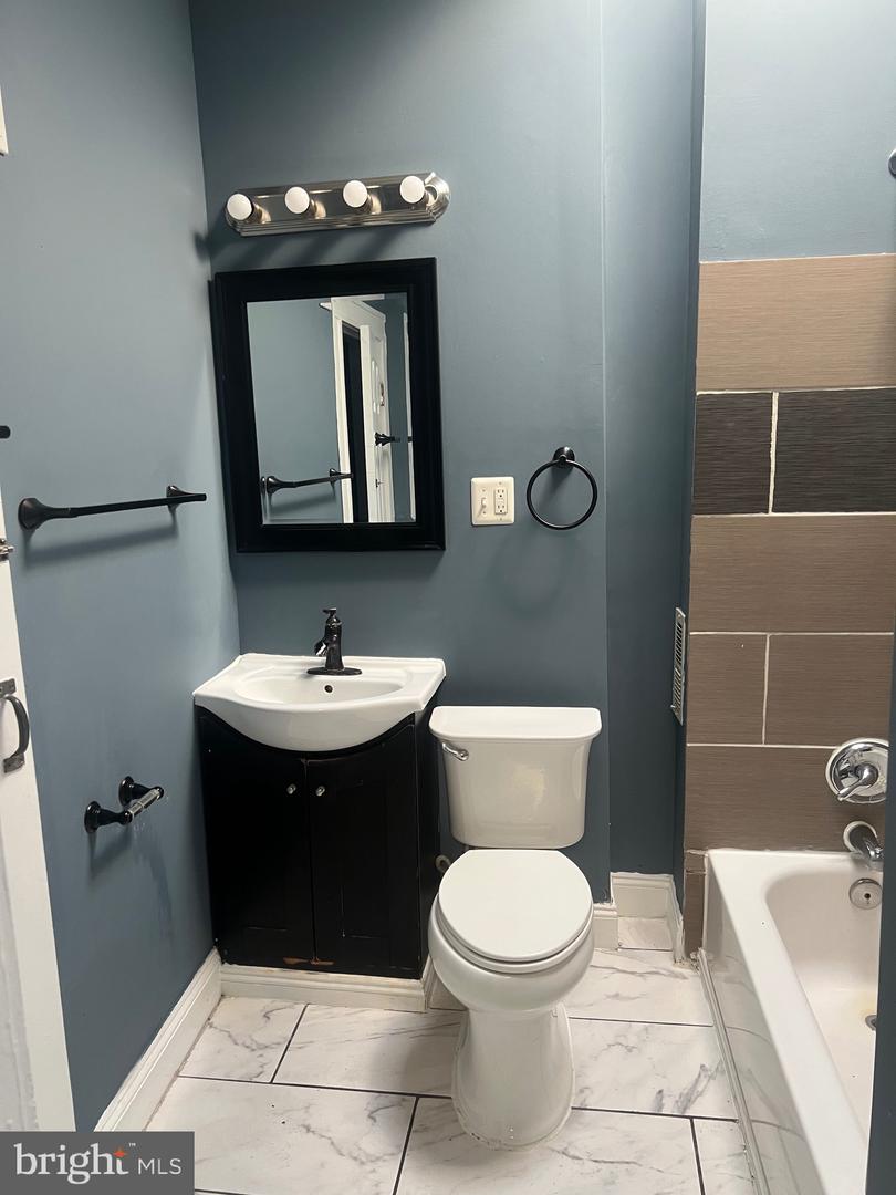 2109 Rupp St Property Photo 10