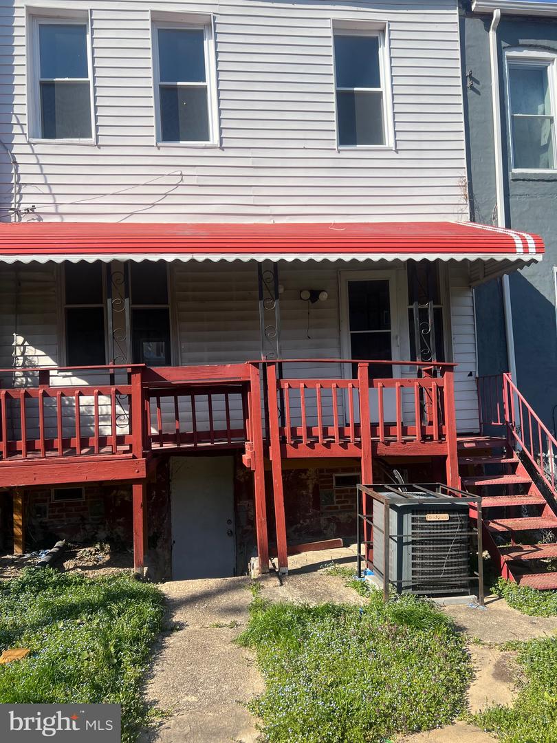 2109 Rupp St Property Photo 12