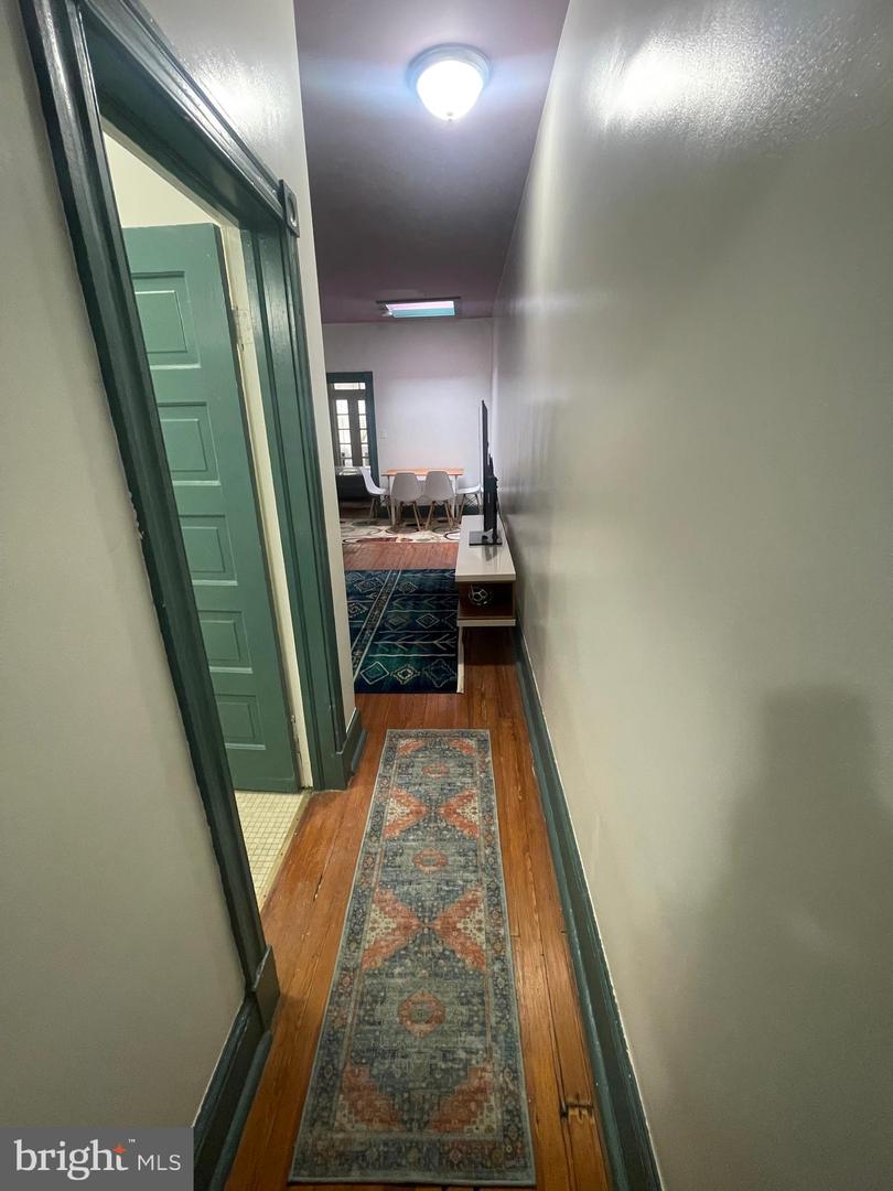 3433 Greenmount Ave Property Photo 9