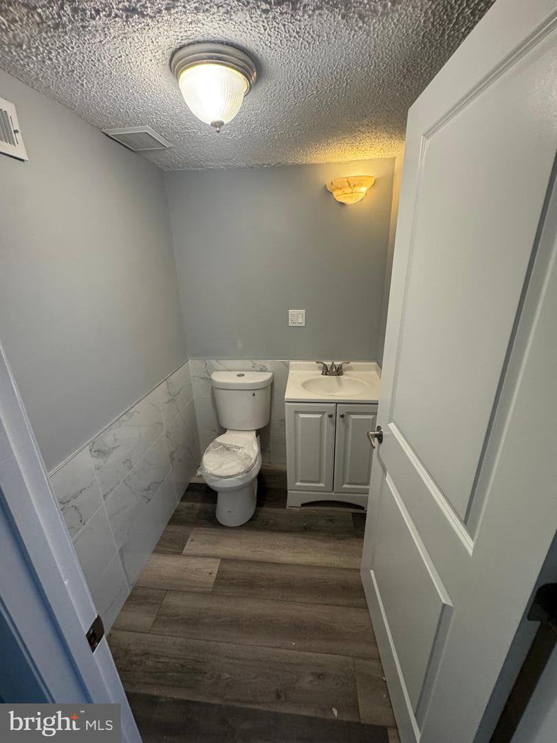 3019-3021 Greenmount Ave Property Photo 6