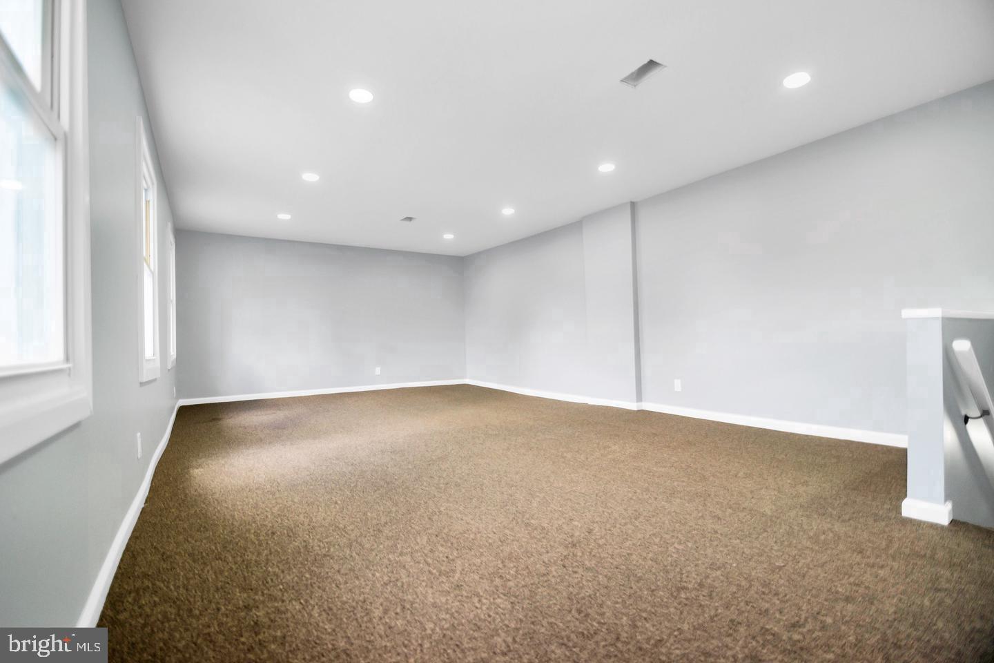 3019-3021 Greenmount Ave Property Photo 8