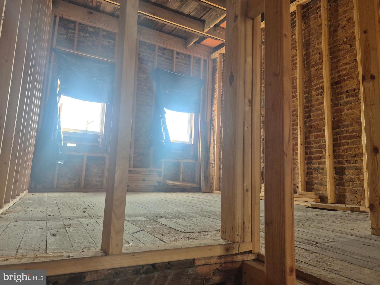 1824 N Chapel St Property Photo 9