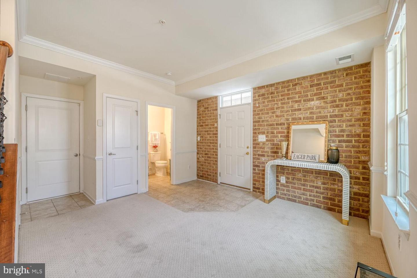 1017 Mcdonogh St Property Photo 8