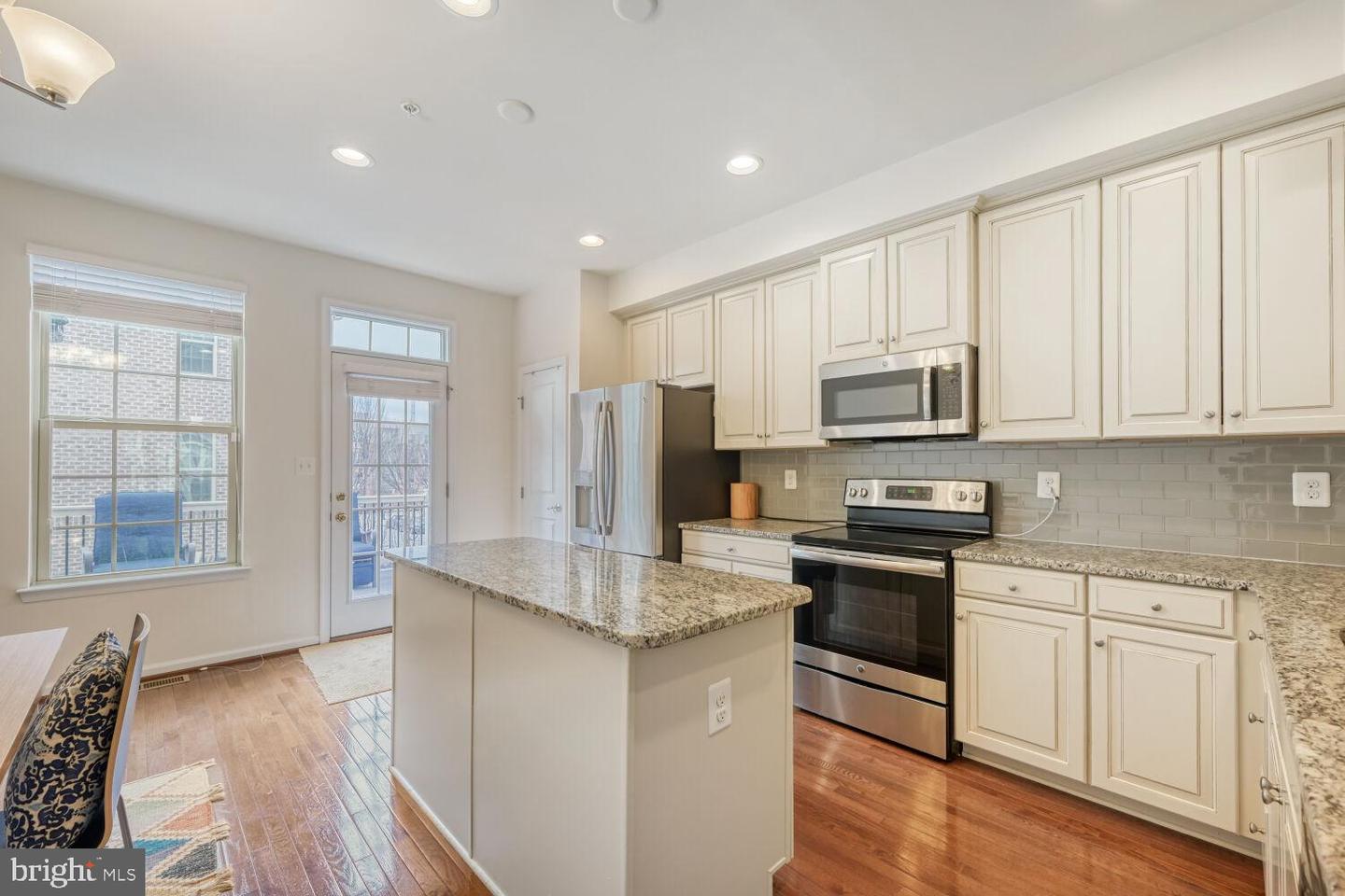 1017 Mcdonogh St Property Photo 16