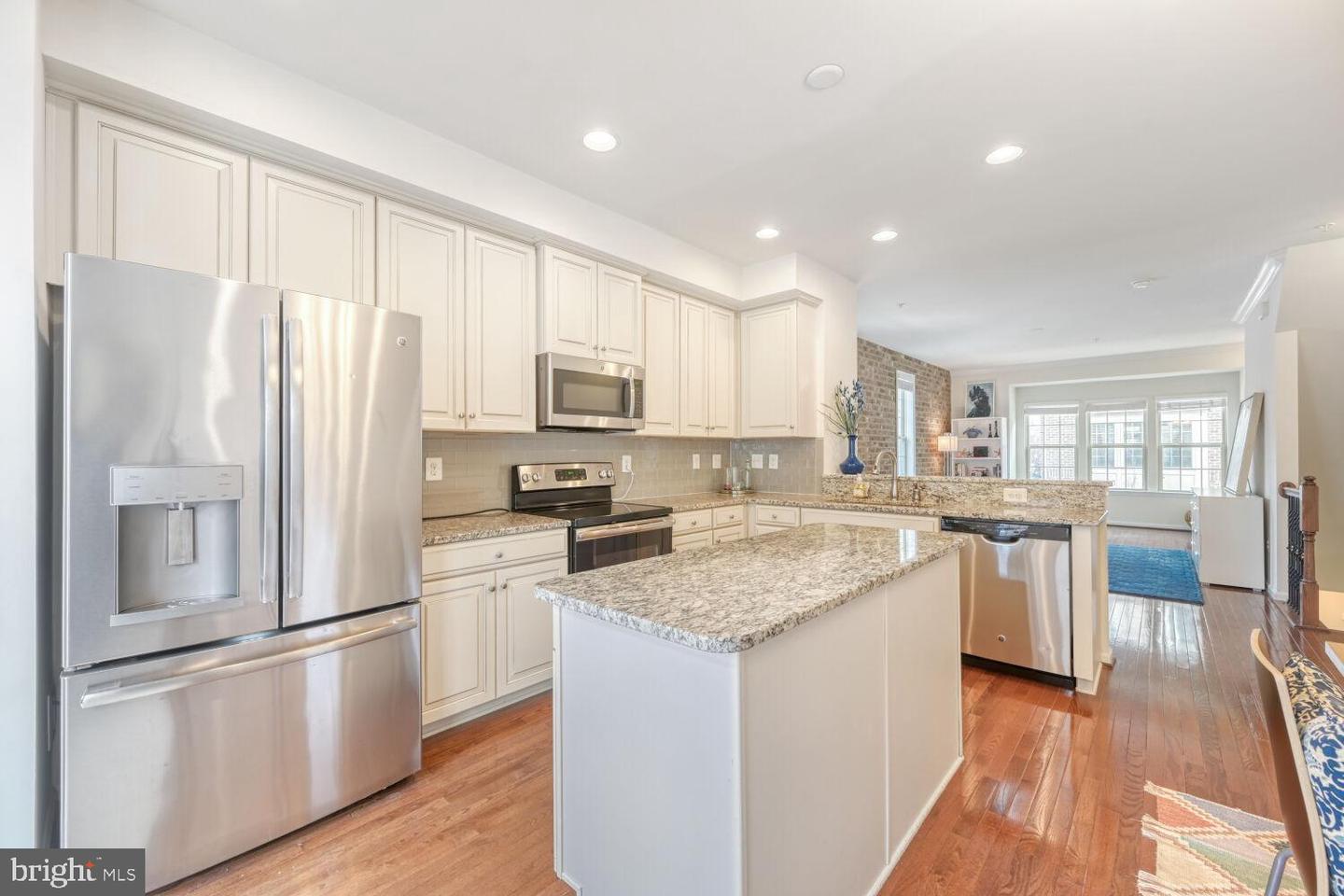 1017 Mcdonogh St Property Photo 17