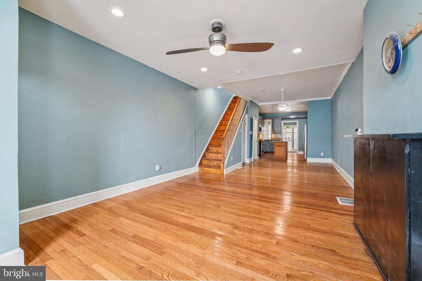 2140 Wilkens Ave Property Photo 6