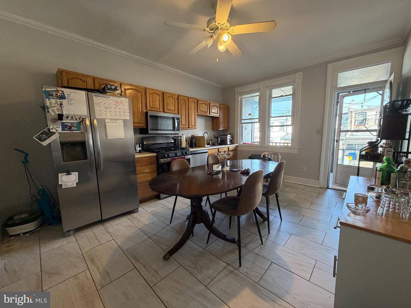 711 N COLLINGTON AVE Property Photo 1