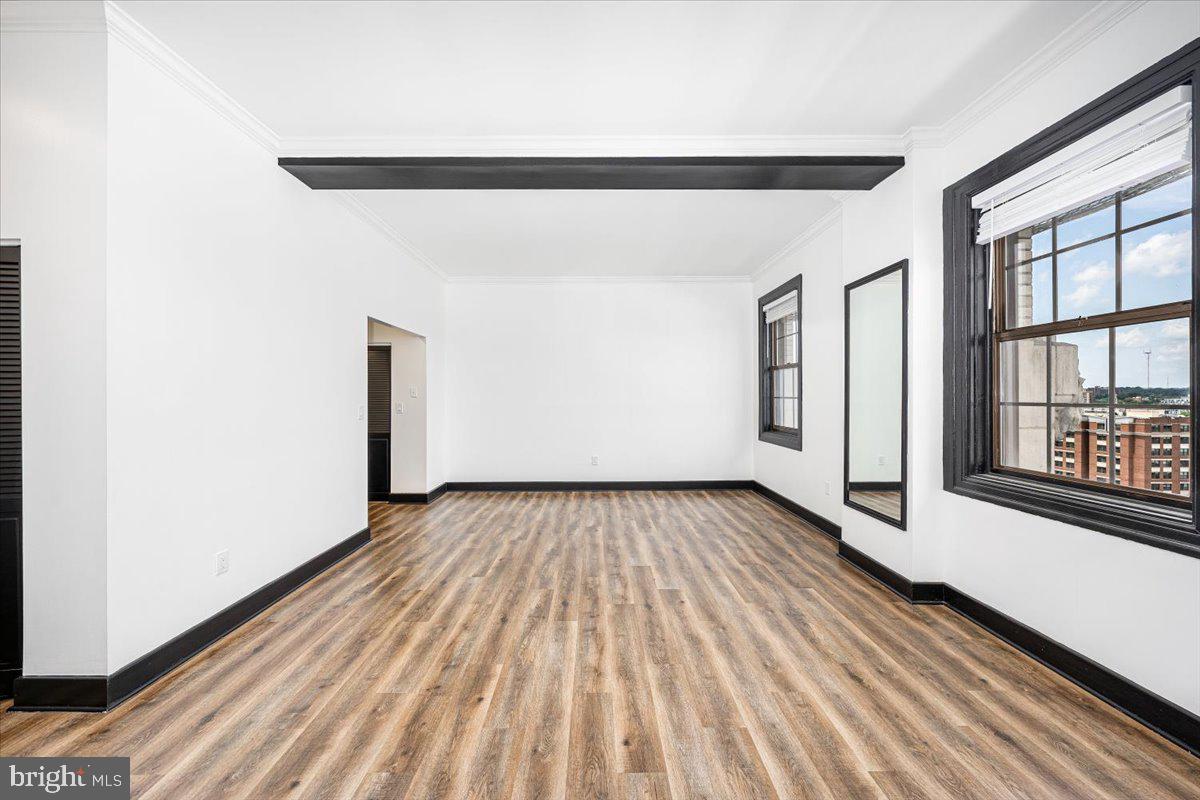 1 E Chase St #1008 Property Photo 5