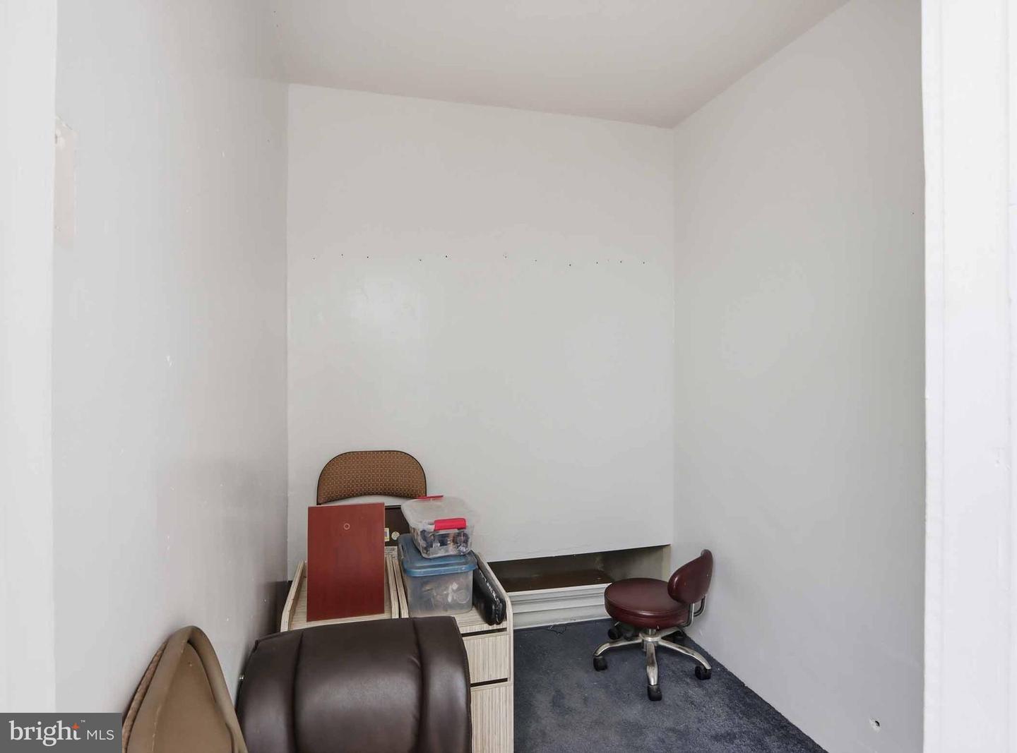 2517 Washington Blvd Property Photo 21