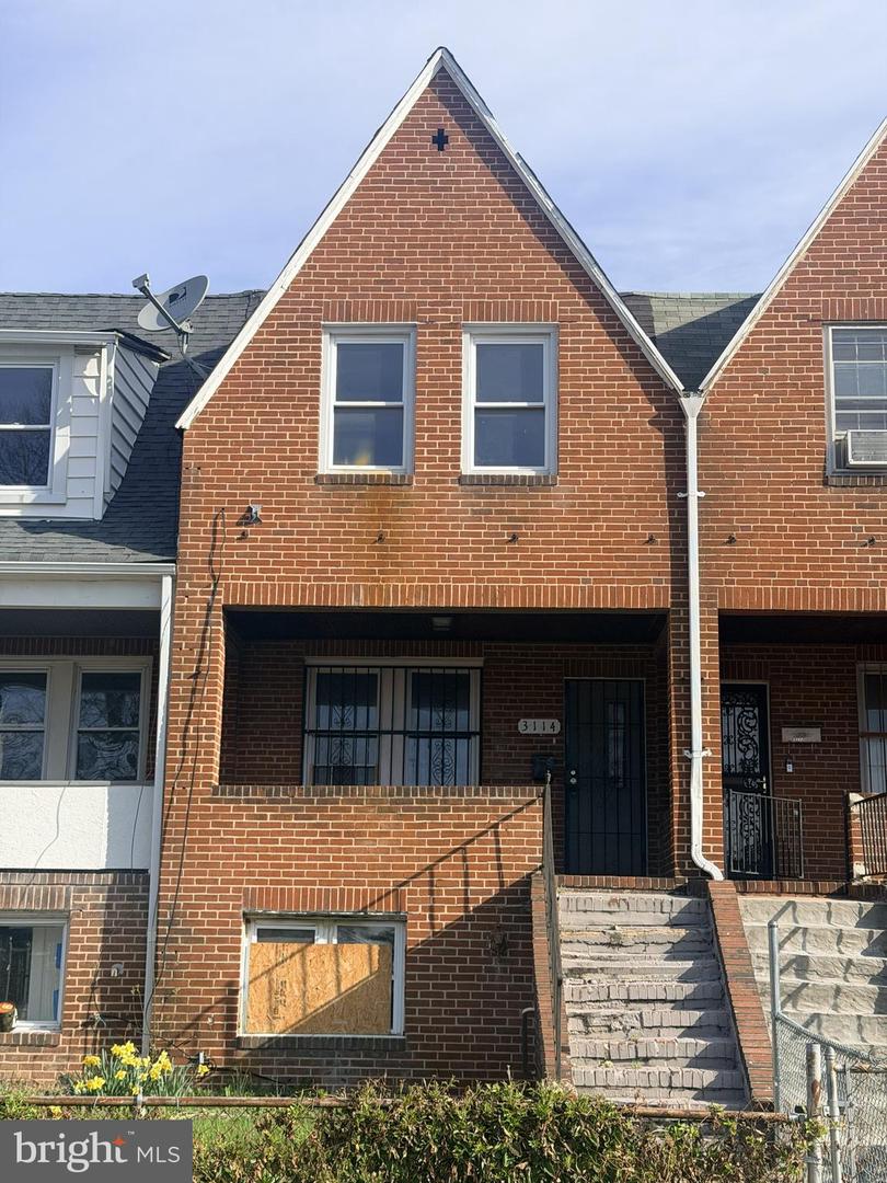 3114 Presstman St Property Photo 1