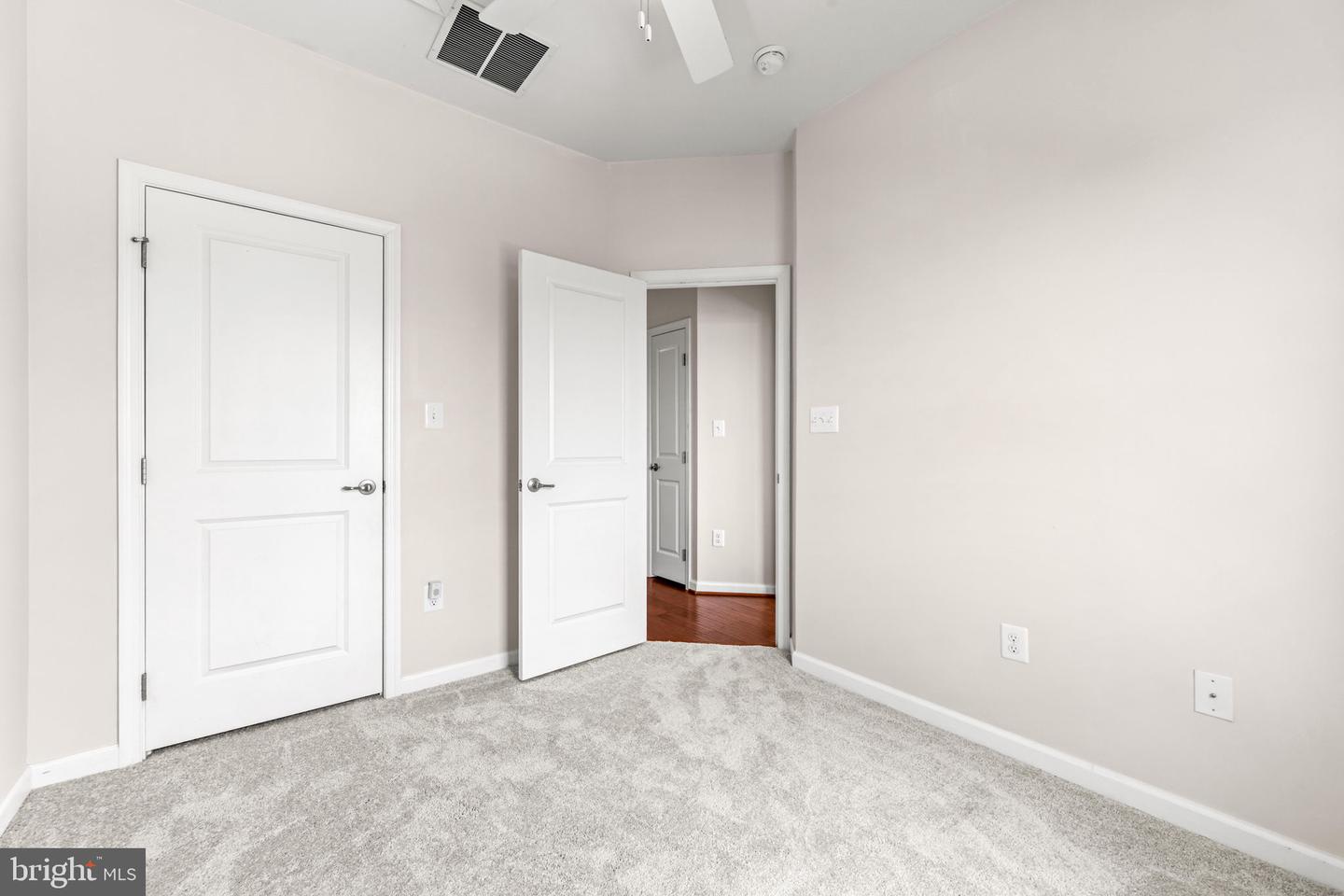 840 Oldham St Property Photo 31