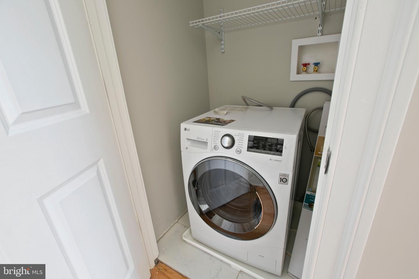 106 W Saratoga St Property Photo 15