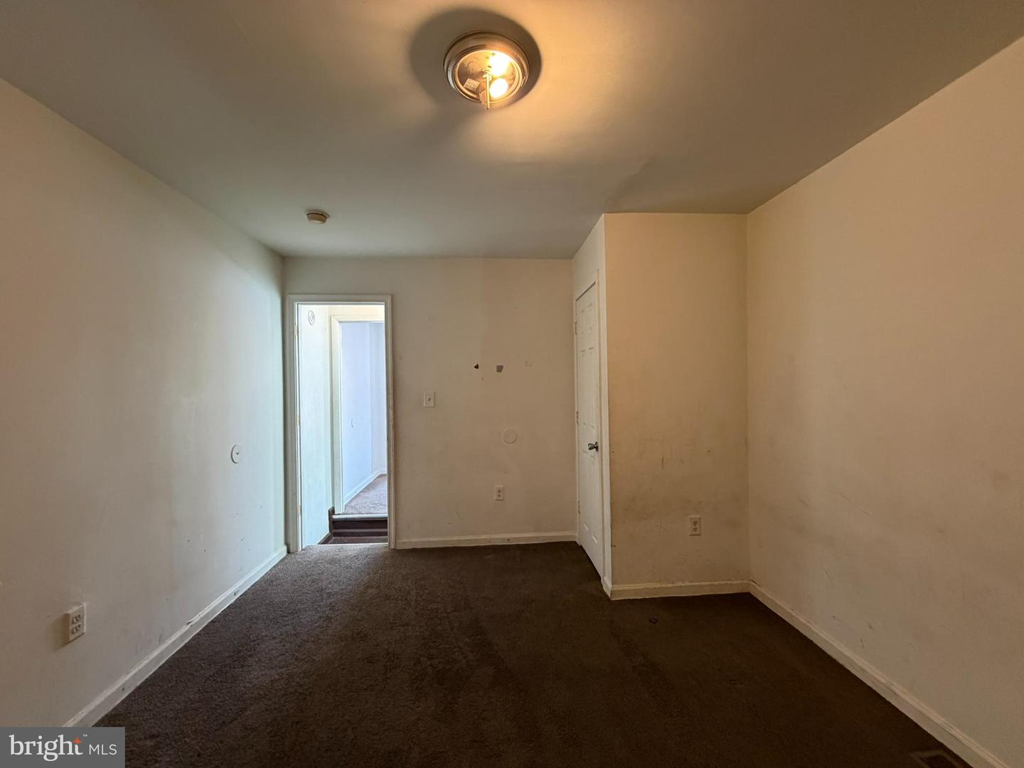 2428 Etting St Property Photo 12