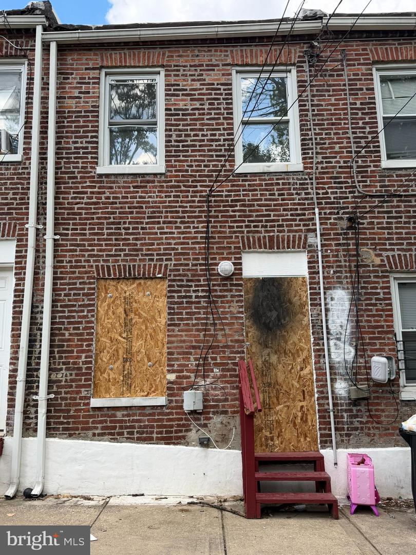 2428 Etting St Property Photo 17