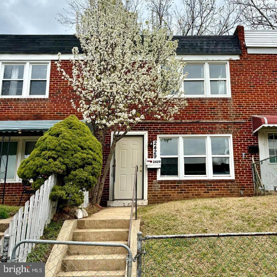 2429 Harriet Ave Property Photo 1