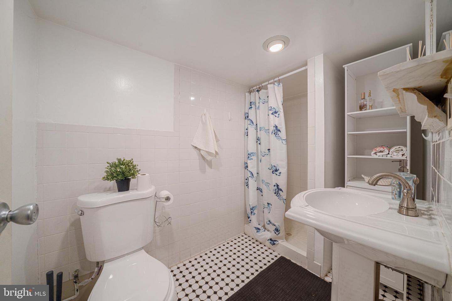 1432 S Charles St Property Photo 22