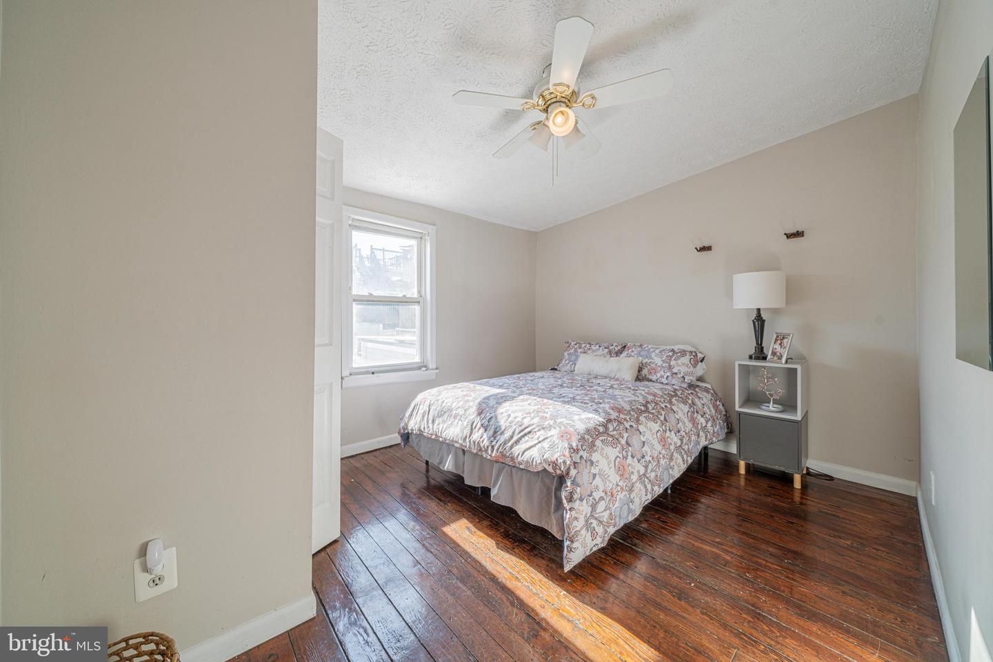 1432 S Charles St Property Photo 37