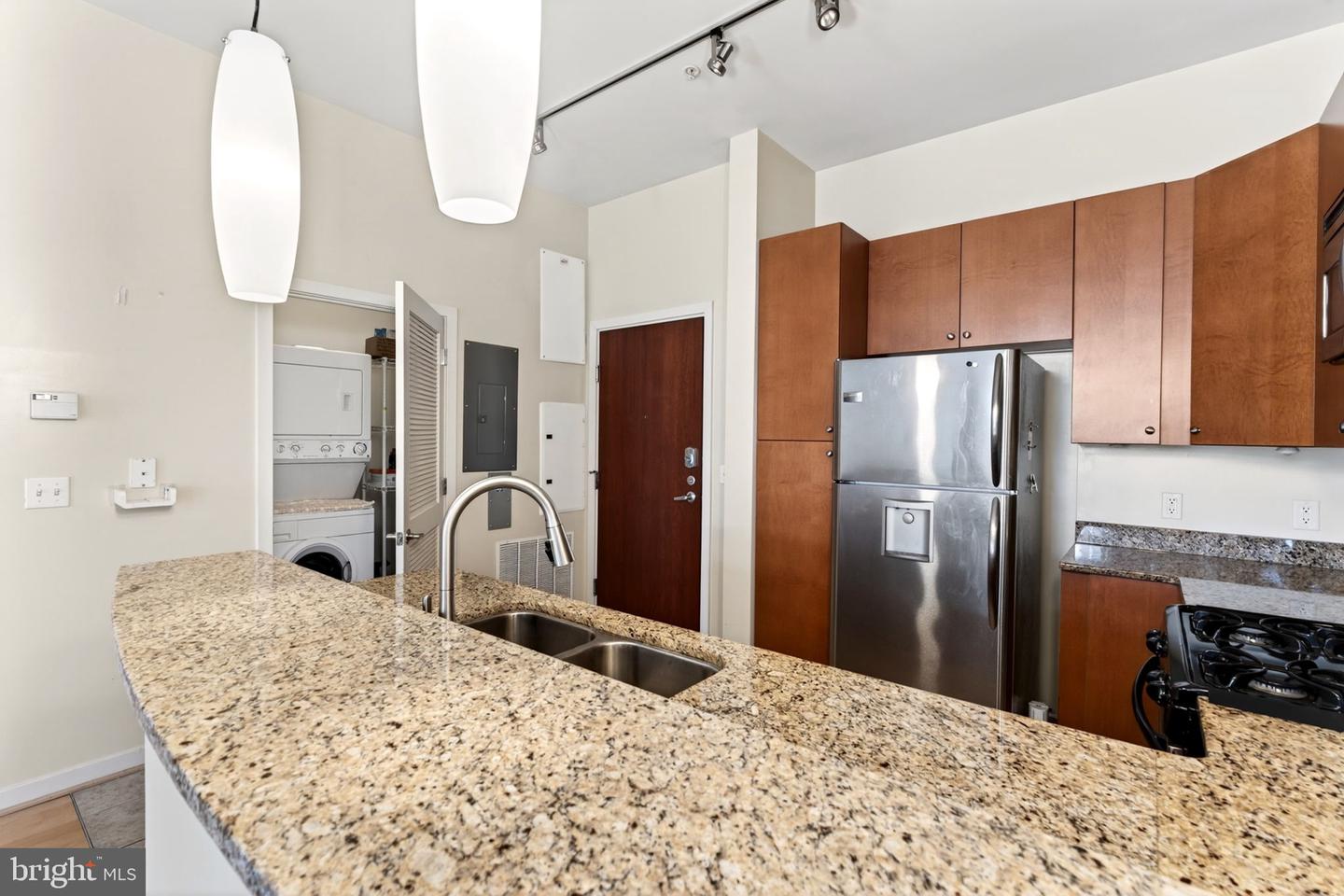 1209 N Charles St #306 Property Photo 6