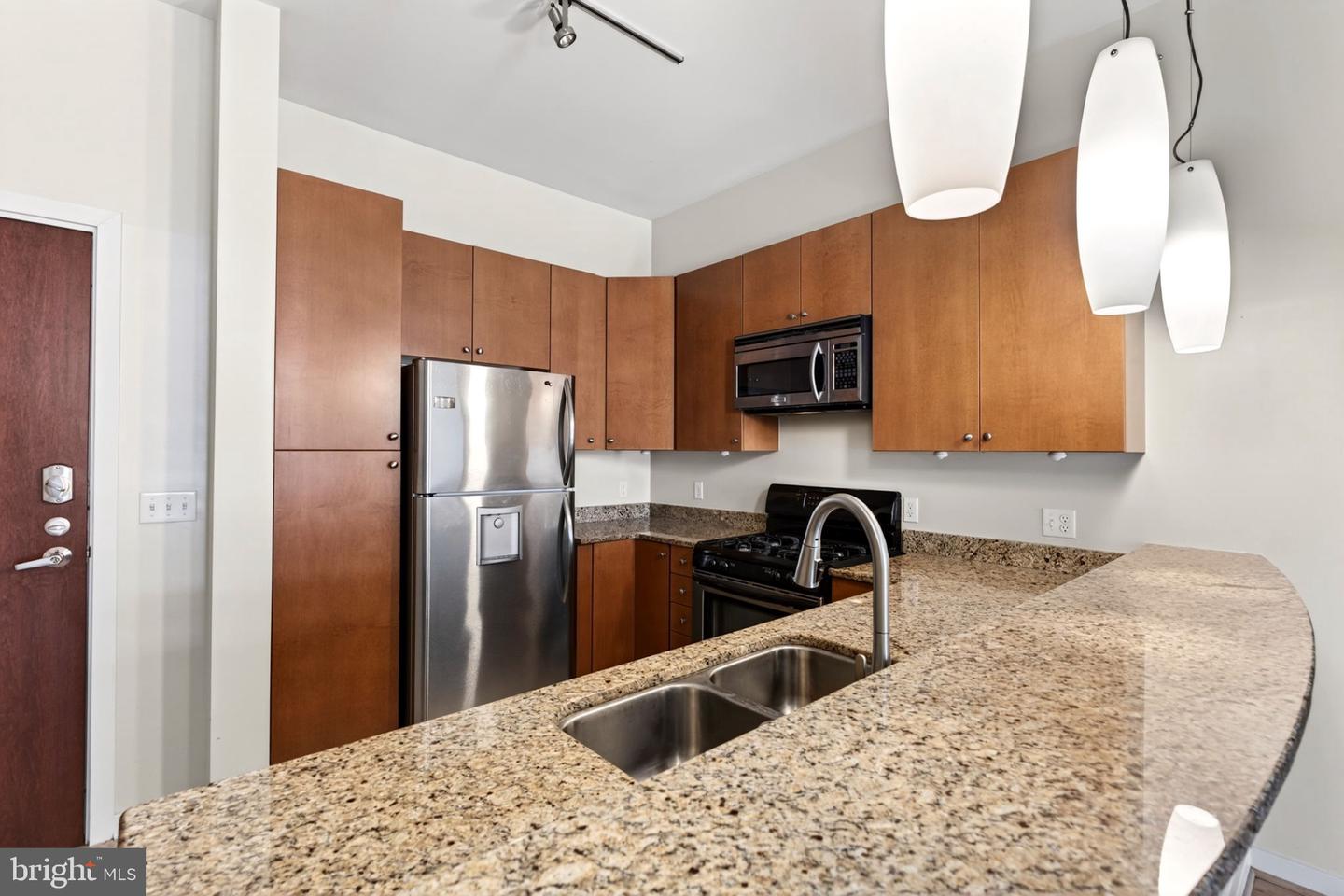 1209 N Charles St #306 Property Photo 7
