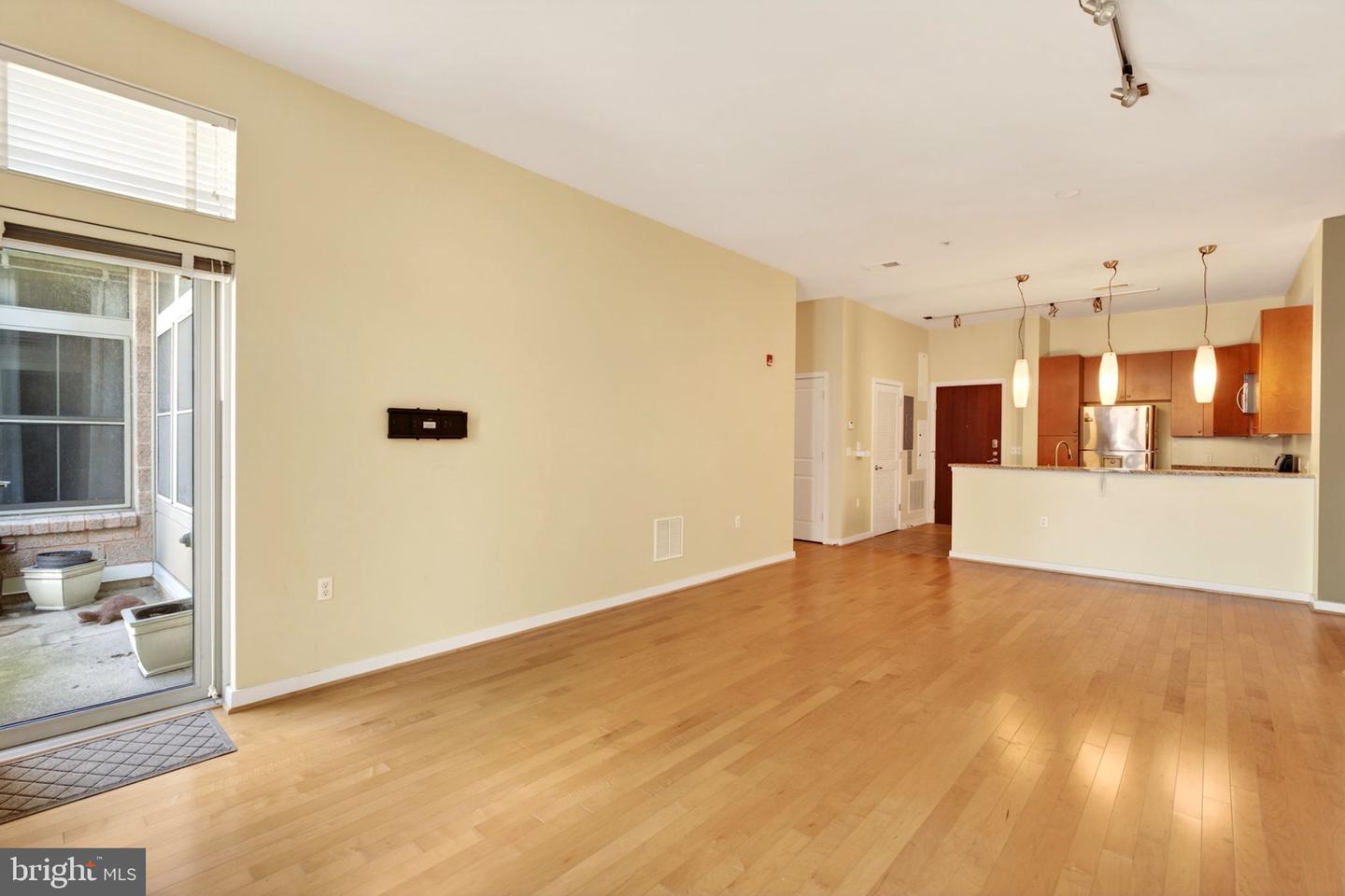 1209 N Charles St #306 Property Photo 9