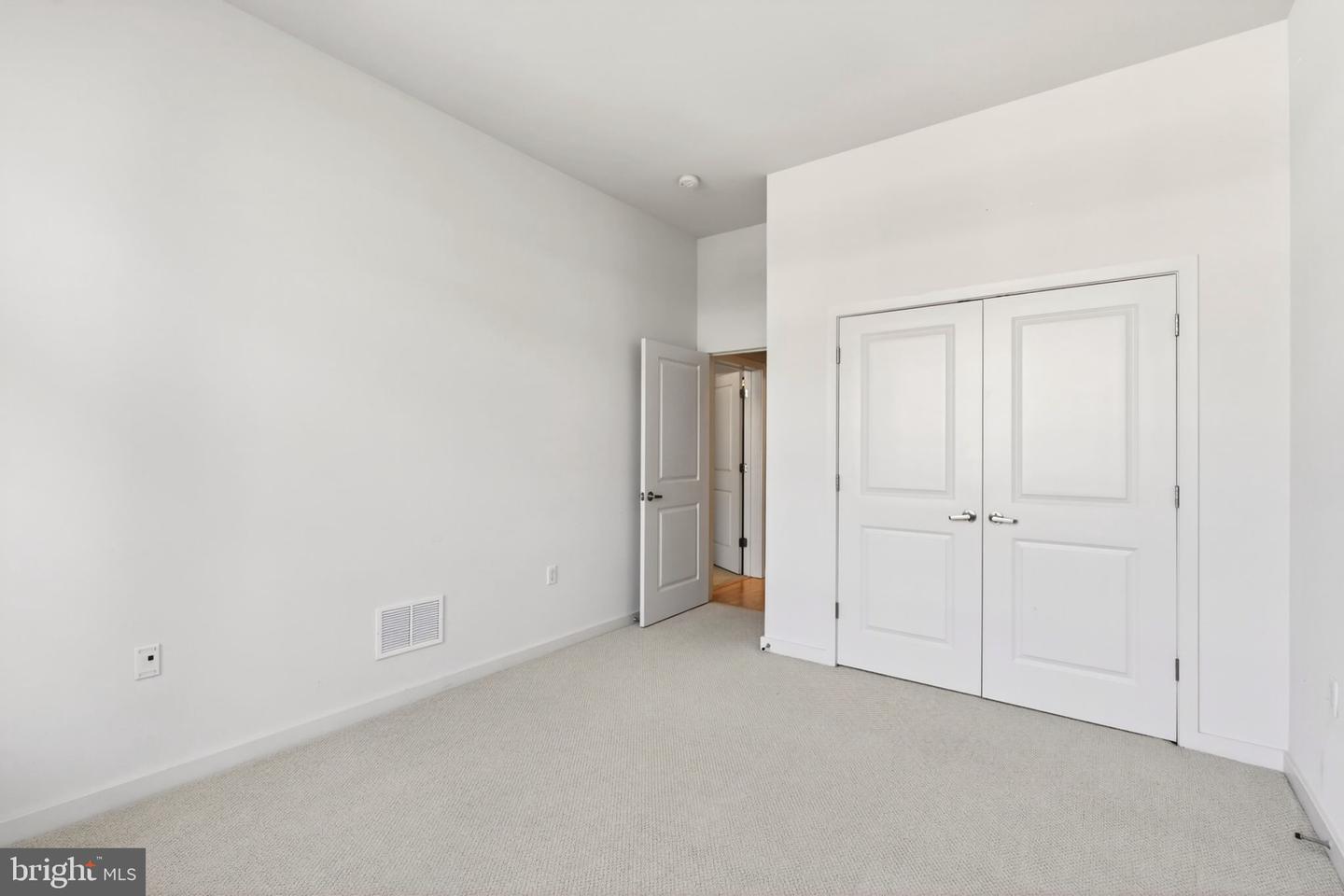 1209 N Charles St #306 Property Photo 14