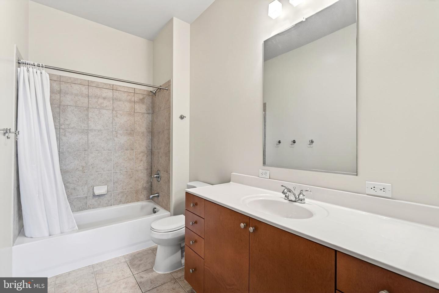 1209 N Charles St #306 Property Photo 18
