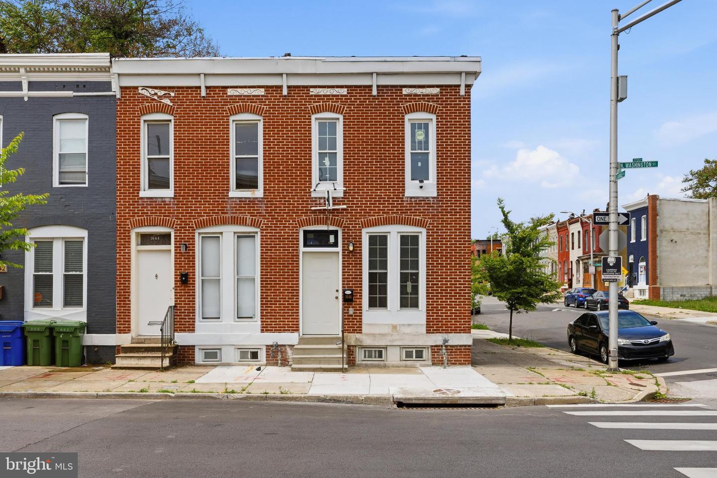 1646 N Washington St Property Photo 1