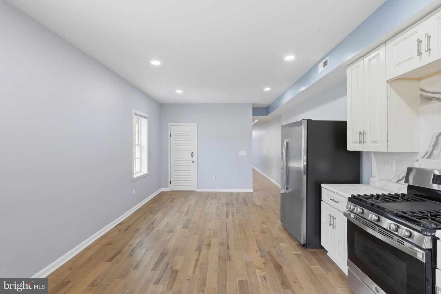 1646 N Washington St Property Photo 7