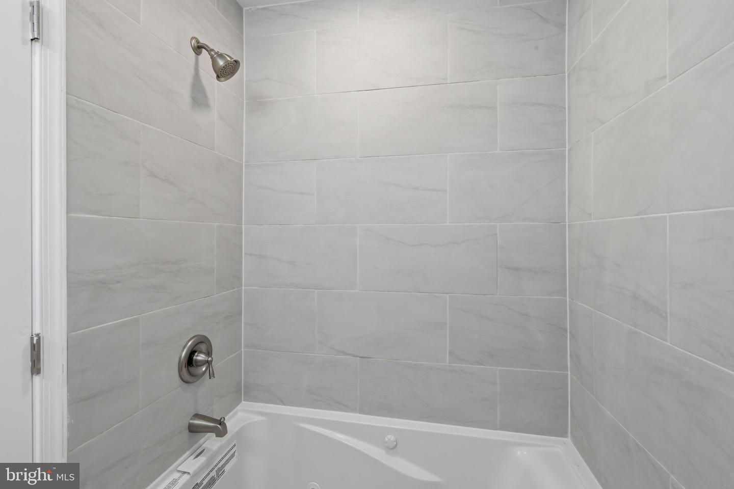 1646 N Washington St Property Photo 14