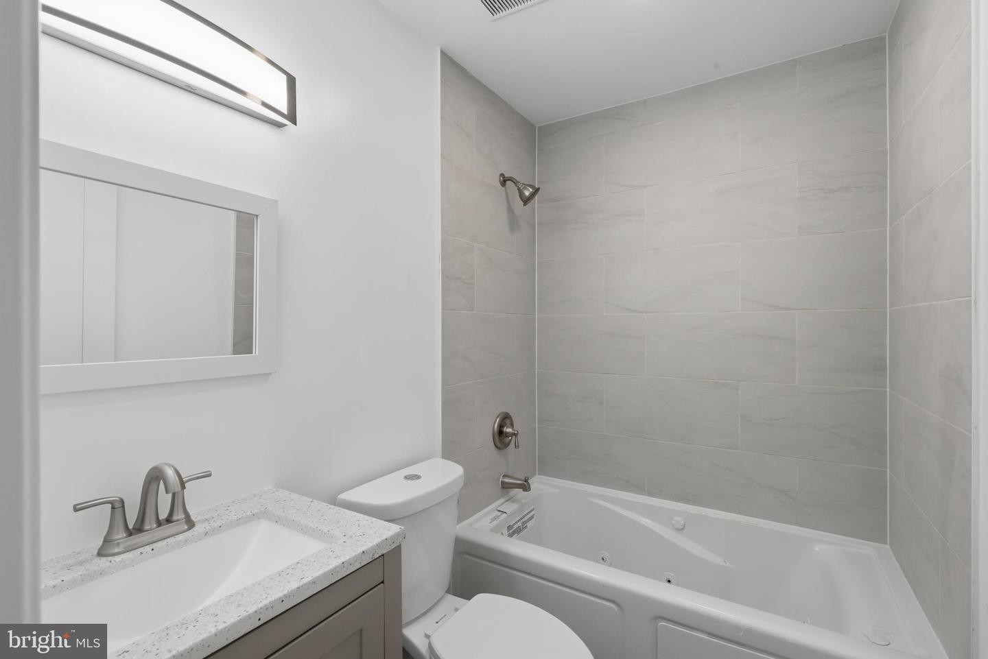 1646 N Washington St Property Photo 16