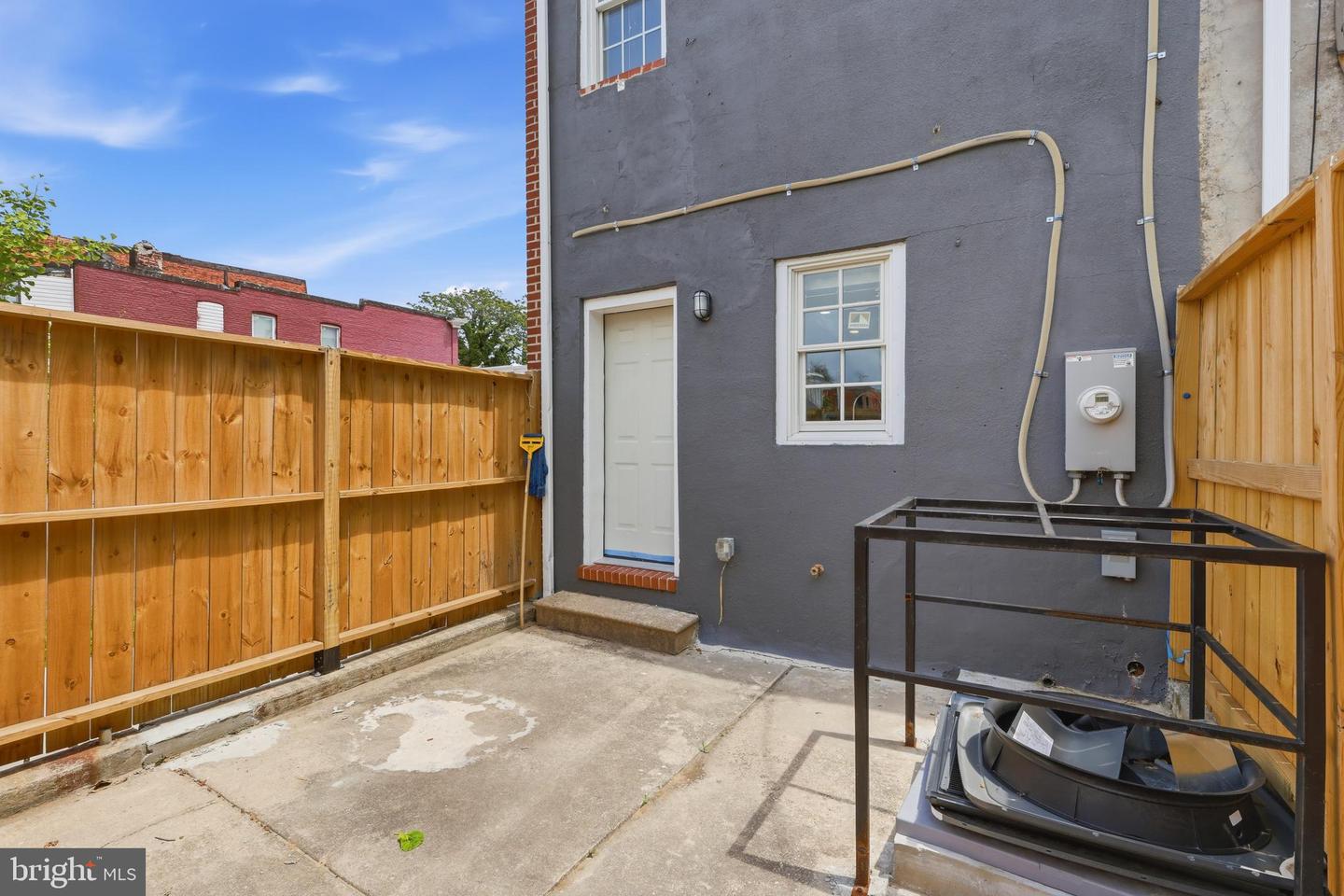 1646 N Washington St Property Photo 24