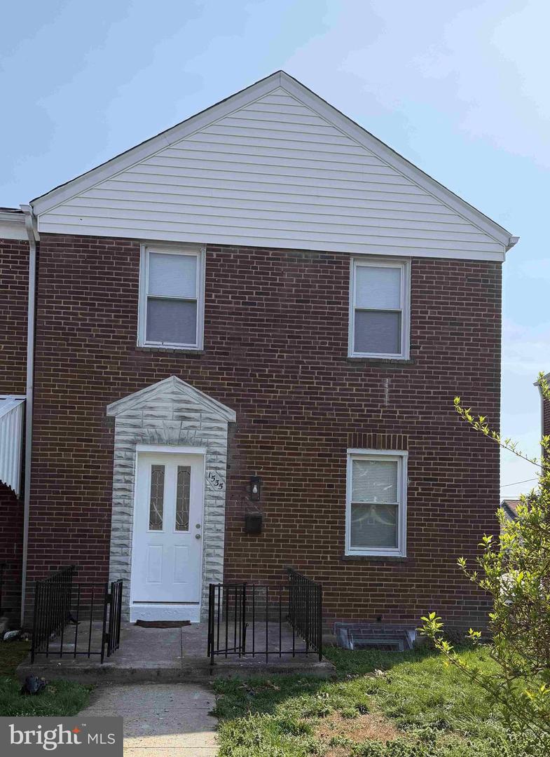 1535 E Cold Spring Ln Property Photo 1