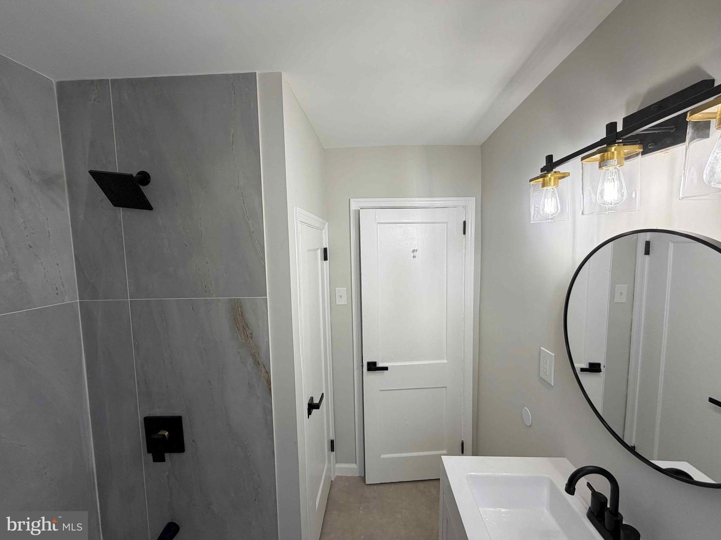 1535 E Cold Spring Ln Property Photo 19