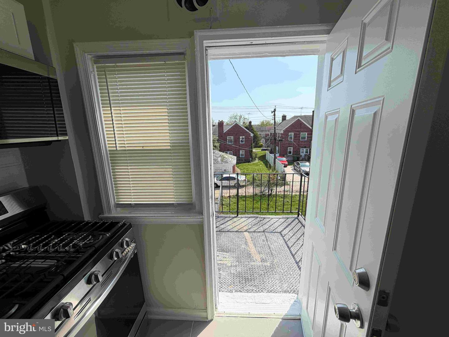 1535 E Cold Spring Ln Property Photo 20